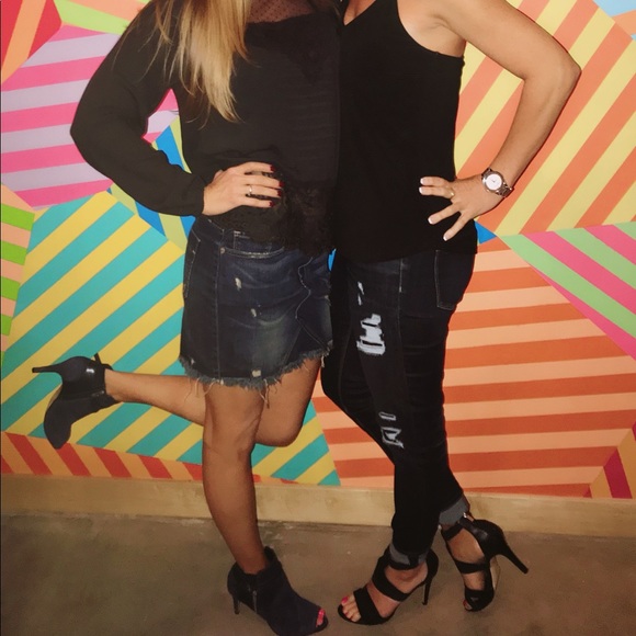 Express Denim Mini Skirt Size 6 - Picture 2 of 6